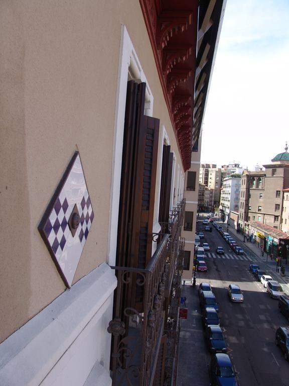 Apartamentos Zaragoza Coso Екстериор снимка