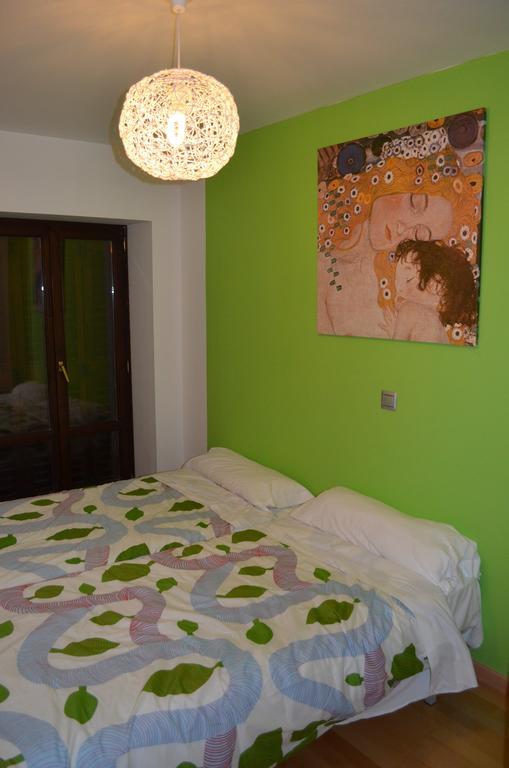 Apartamentos Zaragoza Coso Стая снимка