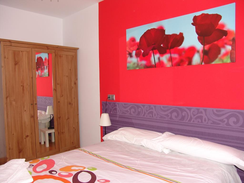 Apartamentos Zaragoza Coso Стая снимка