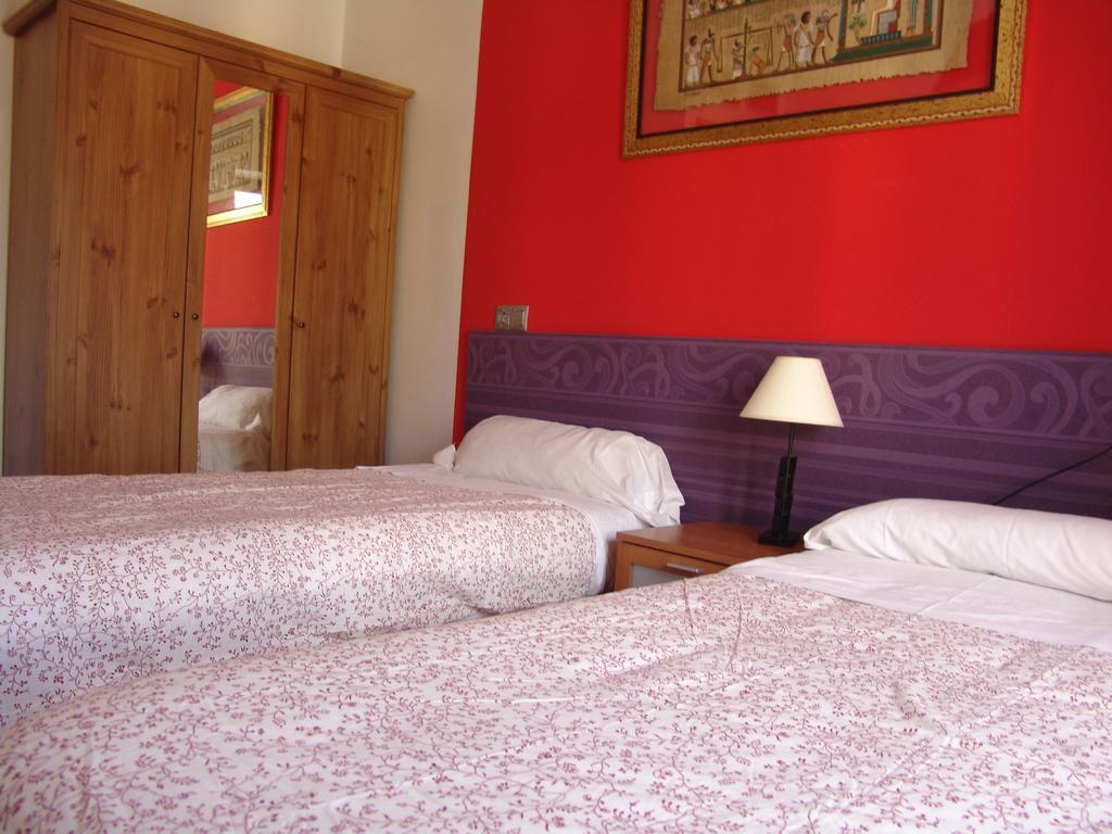 Apartamentos Zaragoza Coso Екстериор снимка